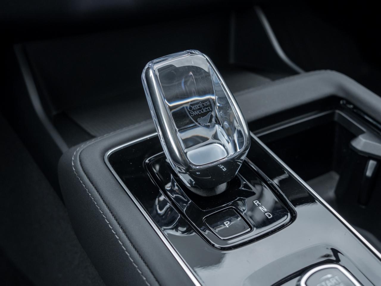 2025 Volvo XC90 2025.5 B6 AWD ULTRA Bright Theme 7-Seater  LOW KM Photo