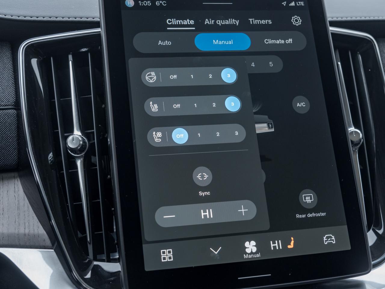 2025 Volvo XC90 2025.5 B6 AWD ULTRA Bright Theme 7-Seater  LOW KM Photo