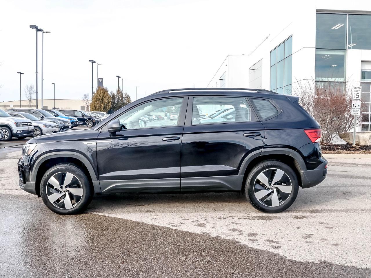 2024 Volkswagen Taos Trendline 4Motion Photo