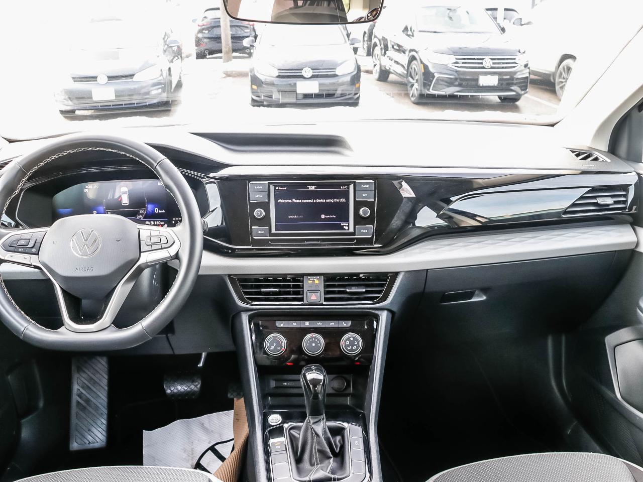 2024 Volkswagen Taos Trendline 4Motion Photo