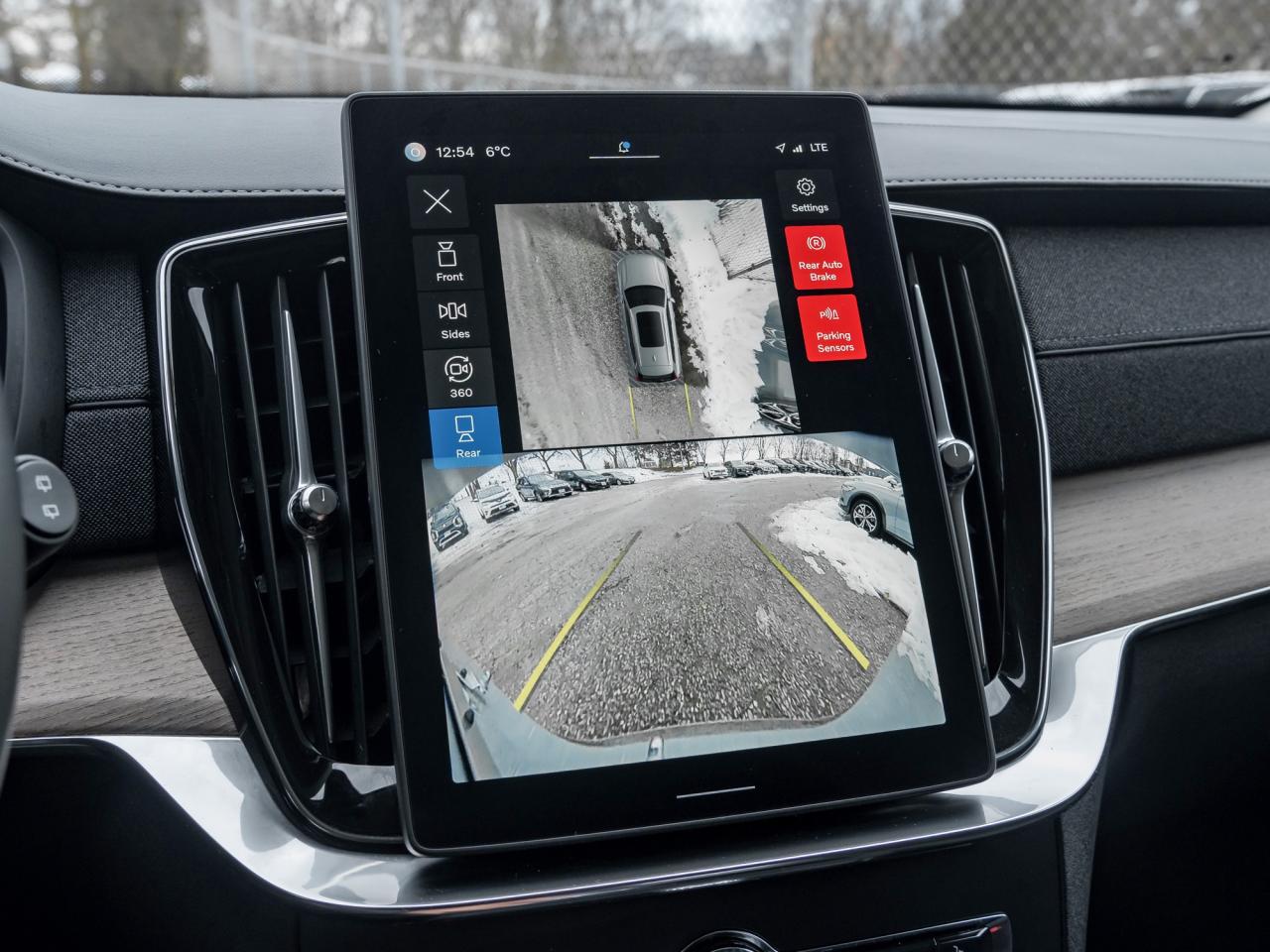 2025 Volvo XC90 2025.5 B6 AWD Plus 7-Seater SUPER LOW KM  LIKE NEW Photo