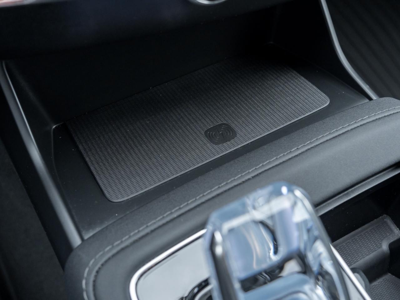 2025 Volvo XC90 2025.5 B6 AWD Plus 7-Seater SUPER LOW KM  LIKE NEW Photo