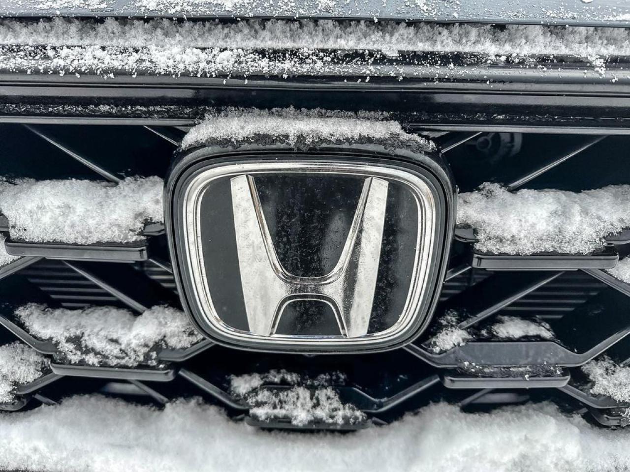2024 Honda CR-V Hybrid Touring Photo