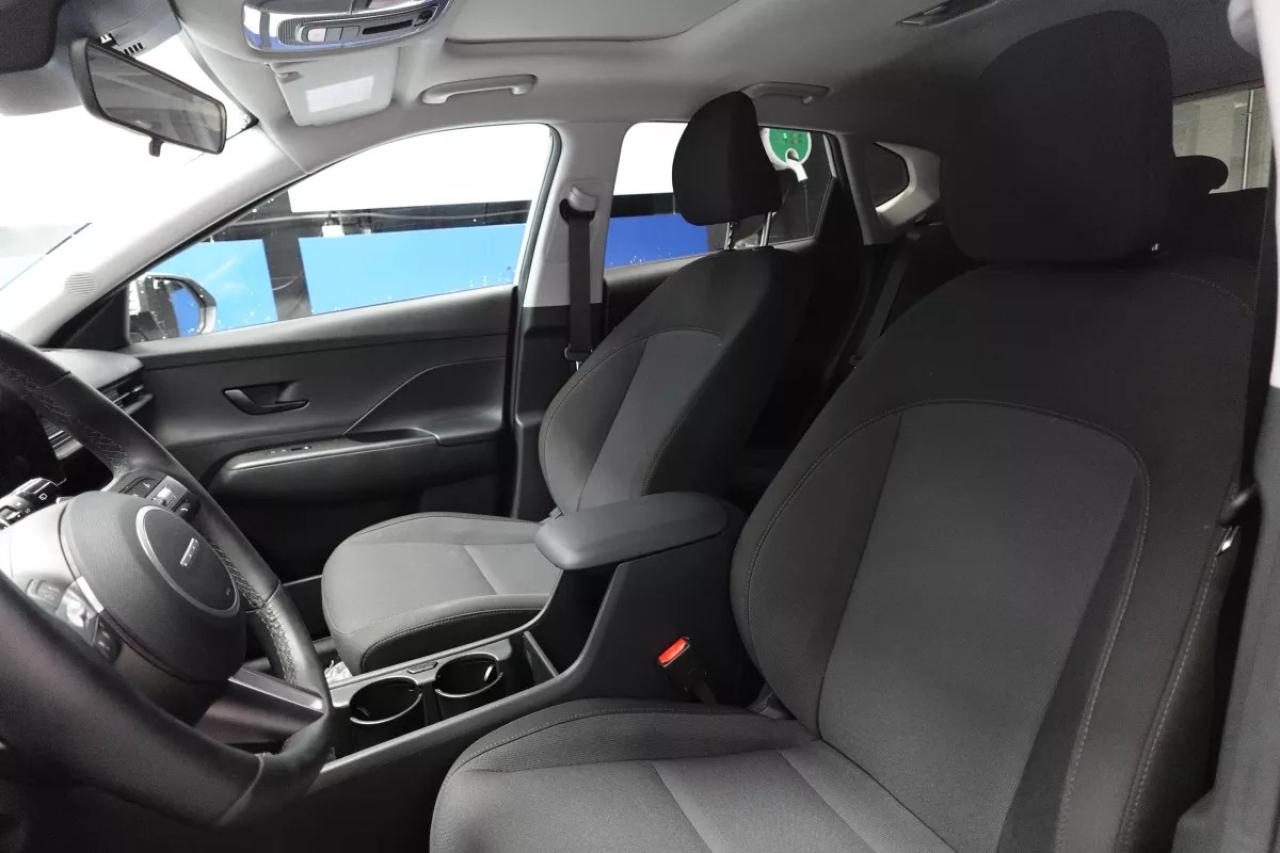 2025 Hyundai KONA PREFERRED SPORT   AWD   HEATED SEATS   HEATED WHEE Photo