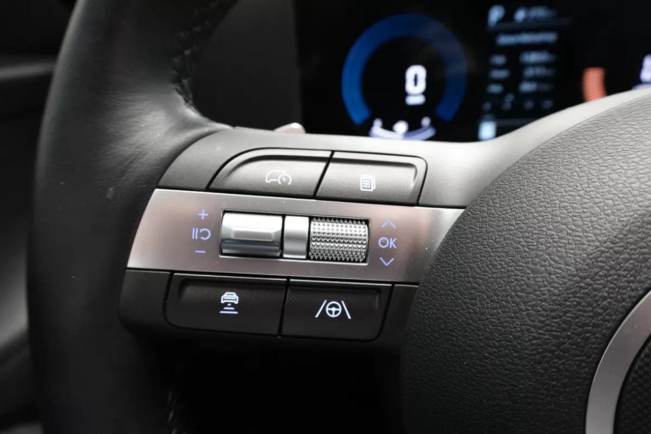2025 Hyundai KONA PREFERRED SPORT   AWD   HEATED SEATS   HEATED WHEE Photo