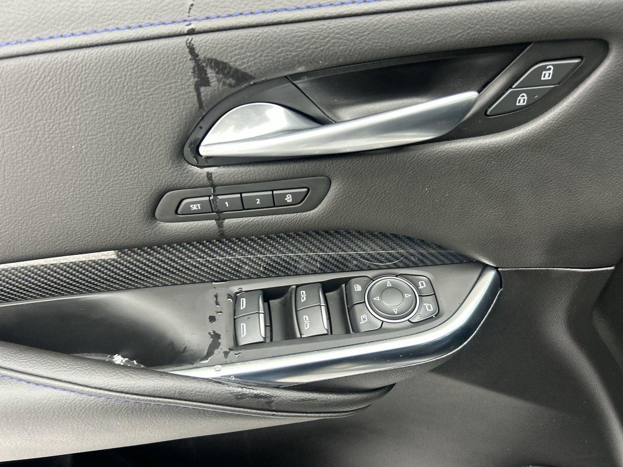 2024 Cadillac XT4 Sport Low KMS Rates from 4.99% Blind-Spot Photo