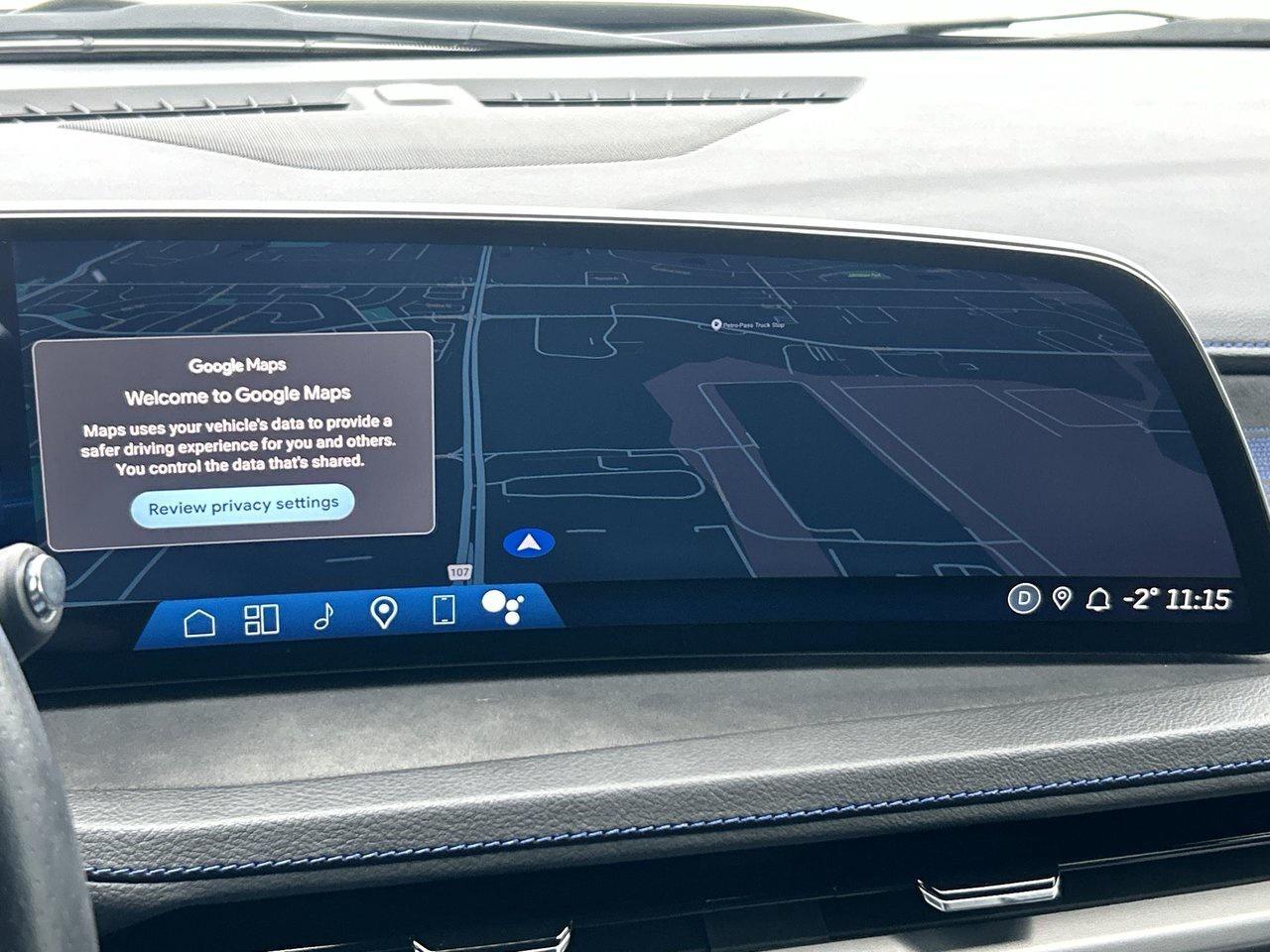 2024 Cadillac XT4 Sport Low KMS Rates from 4.99% Blind-Spot Photo