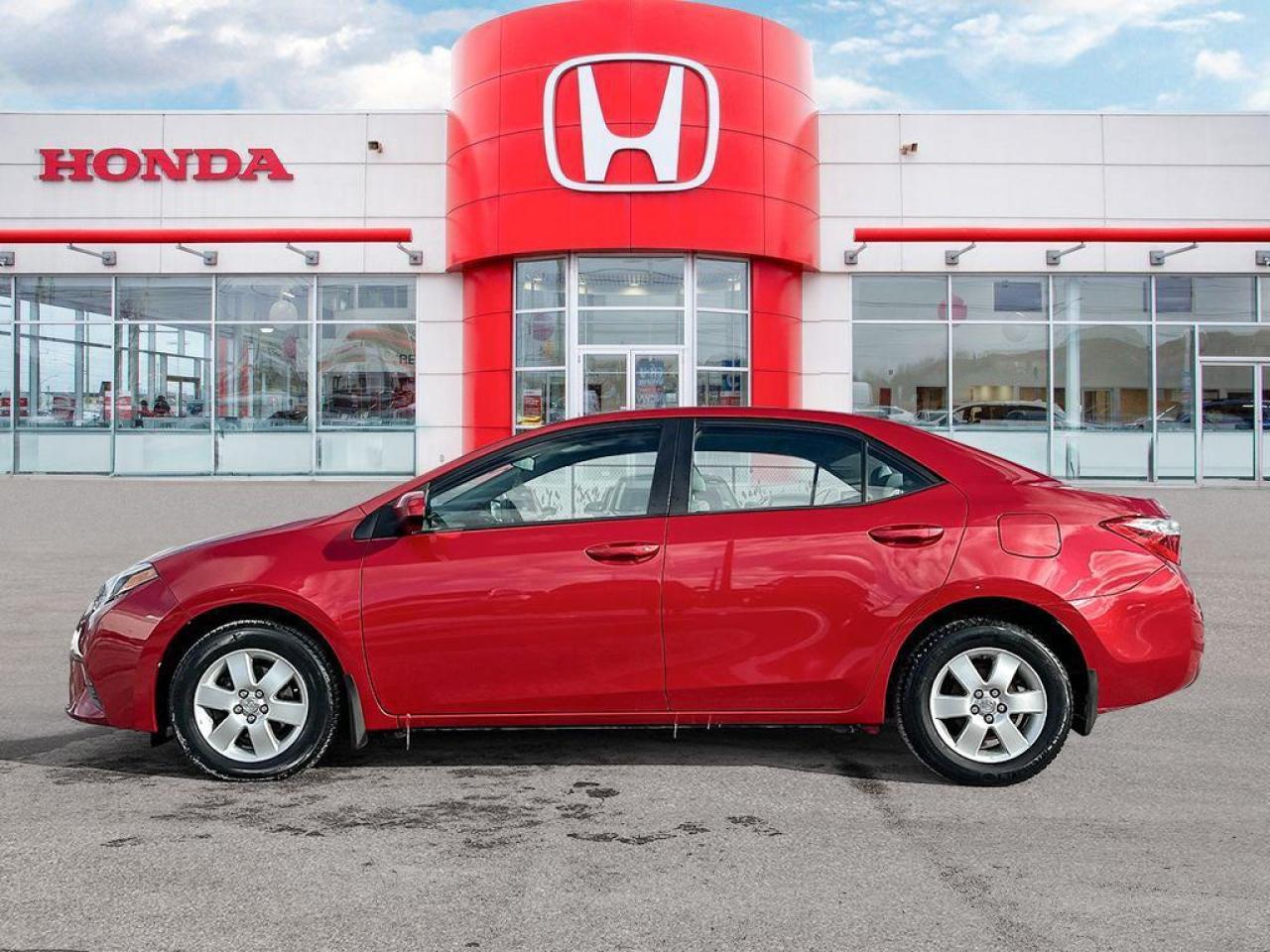 2016 Toyota Corolla CE Photo2