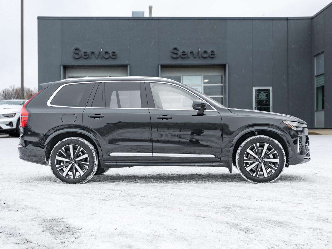 2025 Volvo XC90 2025.5 B6 AWD 7-Seater  HOLIDAY SPECIAL  20" ALLOY Photo4