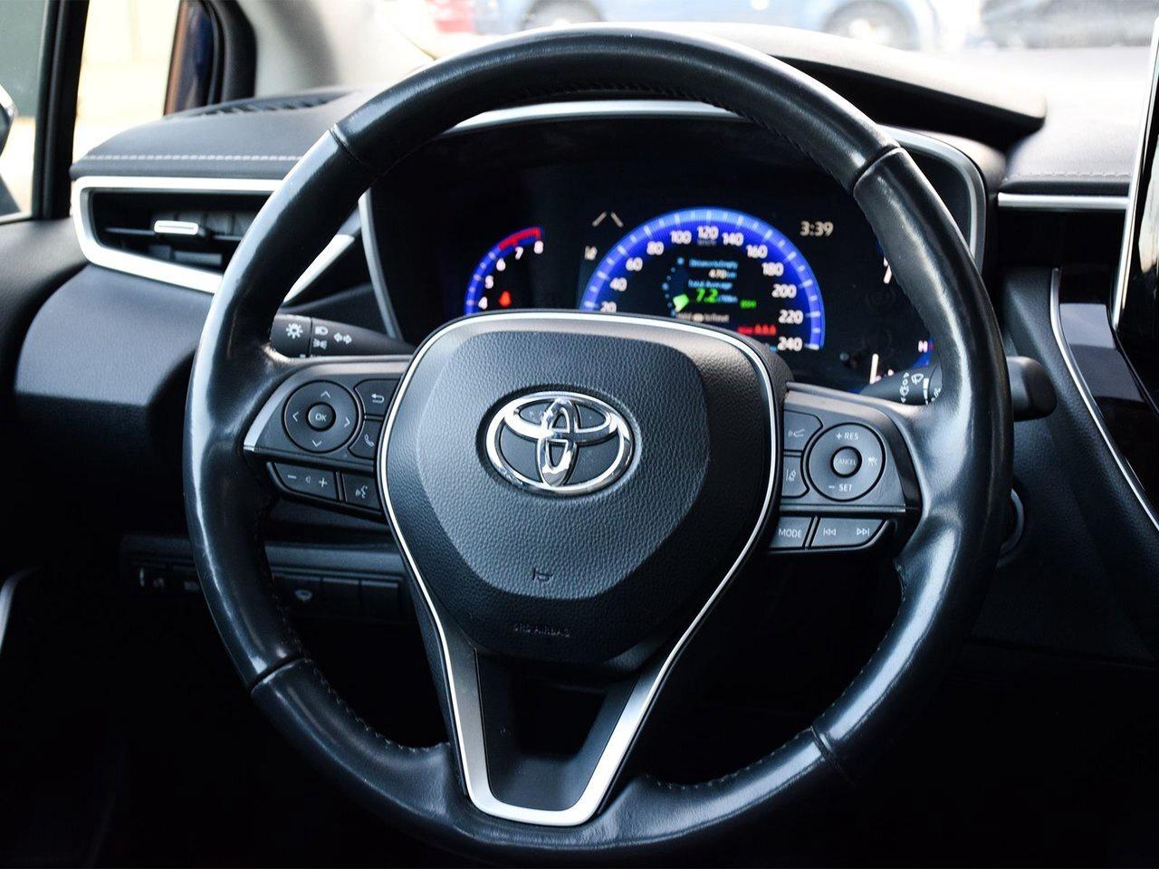 2020 Toyota Corolla XLE Finance Discount $1500 Applied Photo