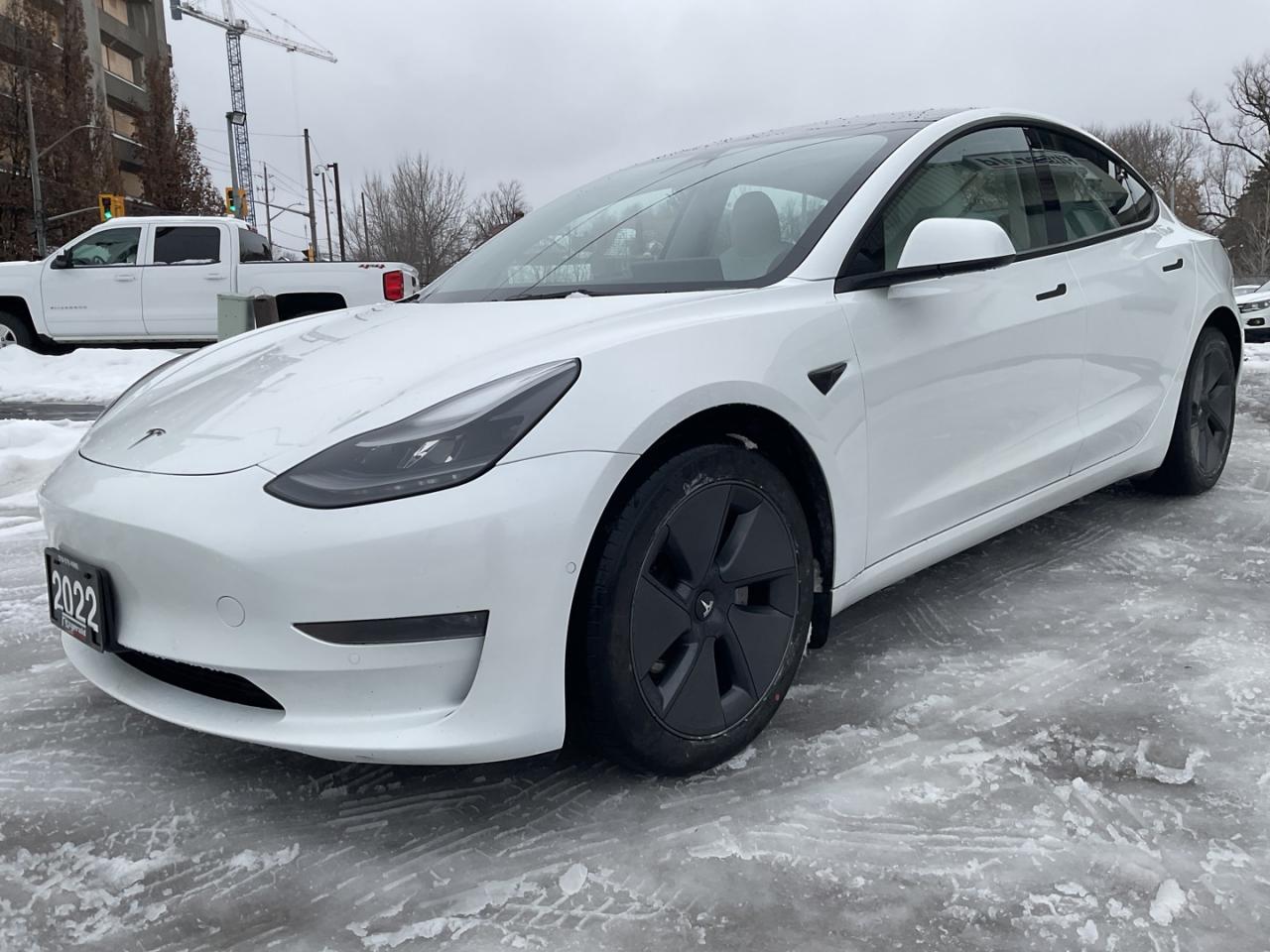 2022 Tesla Model 3 Long Range AWD - WHITE LEATHER! NAV! CAMERAS! Photo