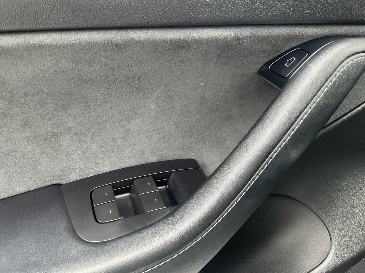 2022 Tesla Model 3 Long Range AWD - WHITE LEATHER! NAV! CAMERAS! Photo