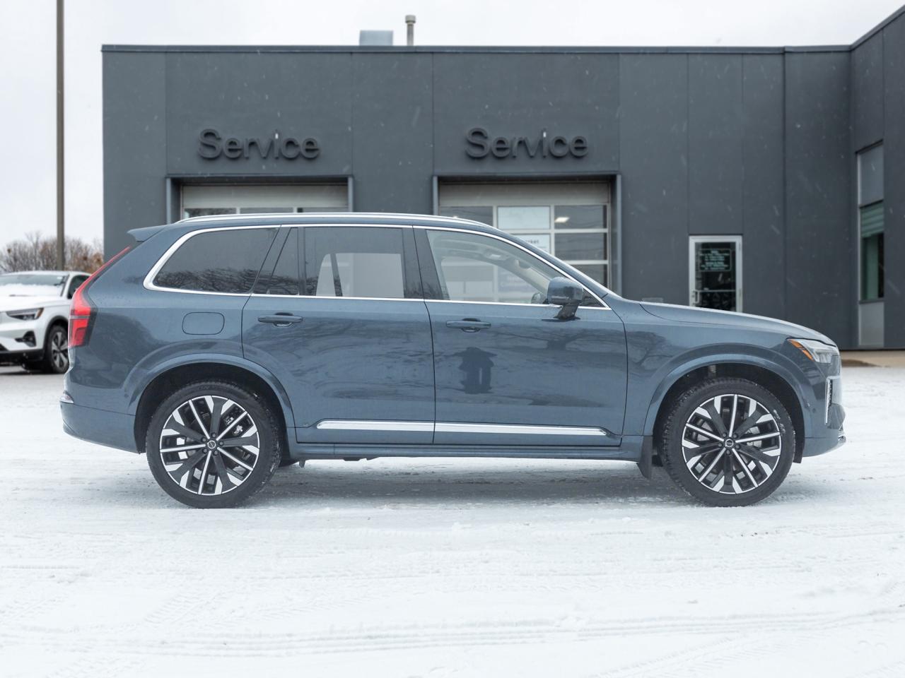 2025 Volvo XC90 2025.5 B6 AWD plus 7-Seater  CPO RATE fr 3.49%* Photo