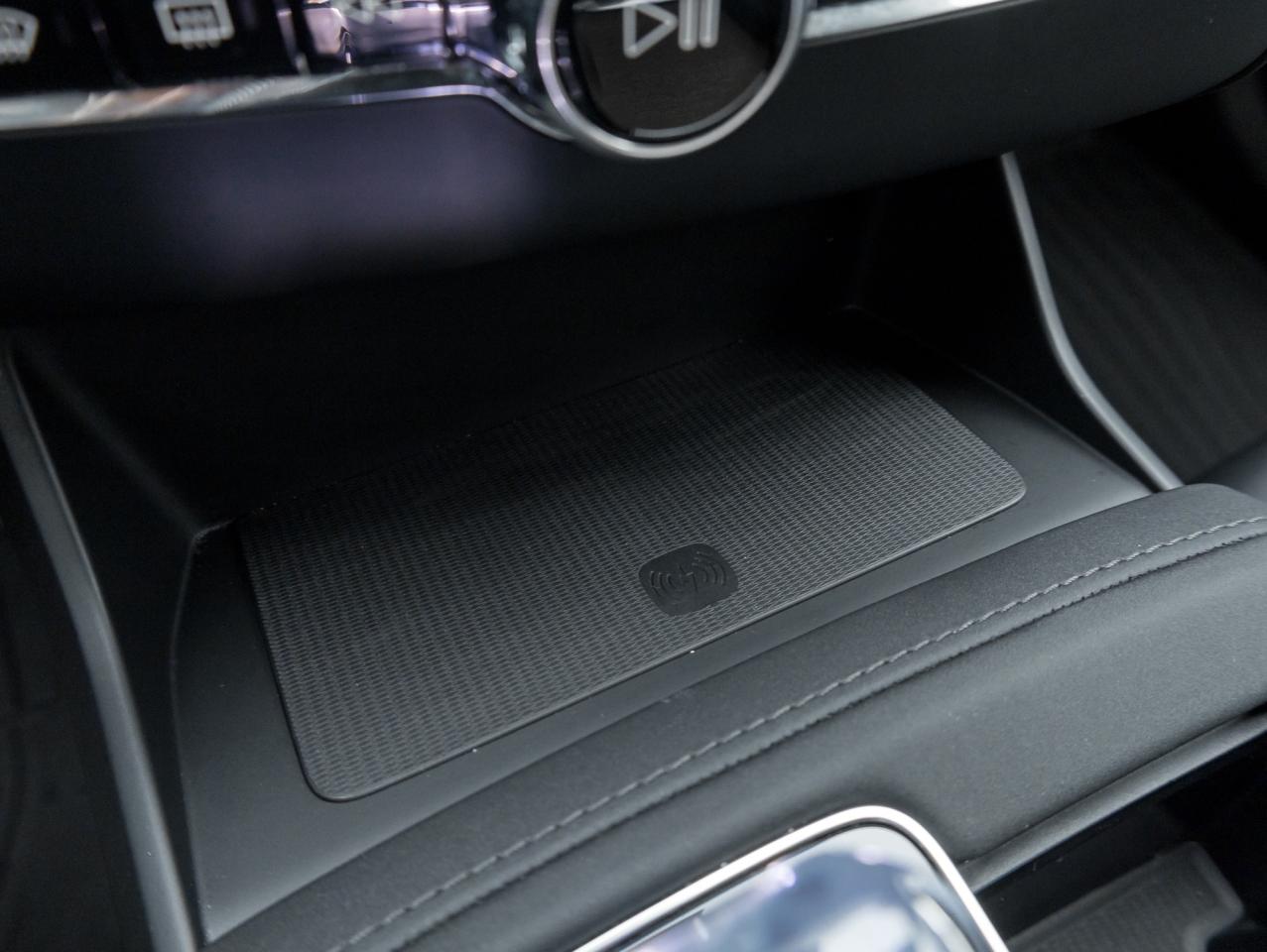 2025 Volvo XC90 2025.5 B6 AWD plus 7-Seater  CPO RATE fr 3.49%* Photo