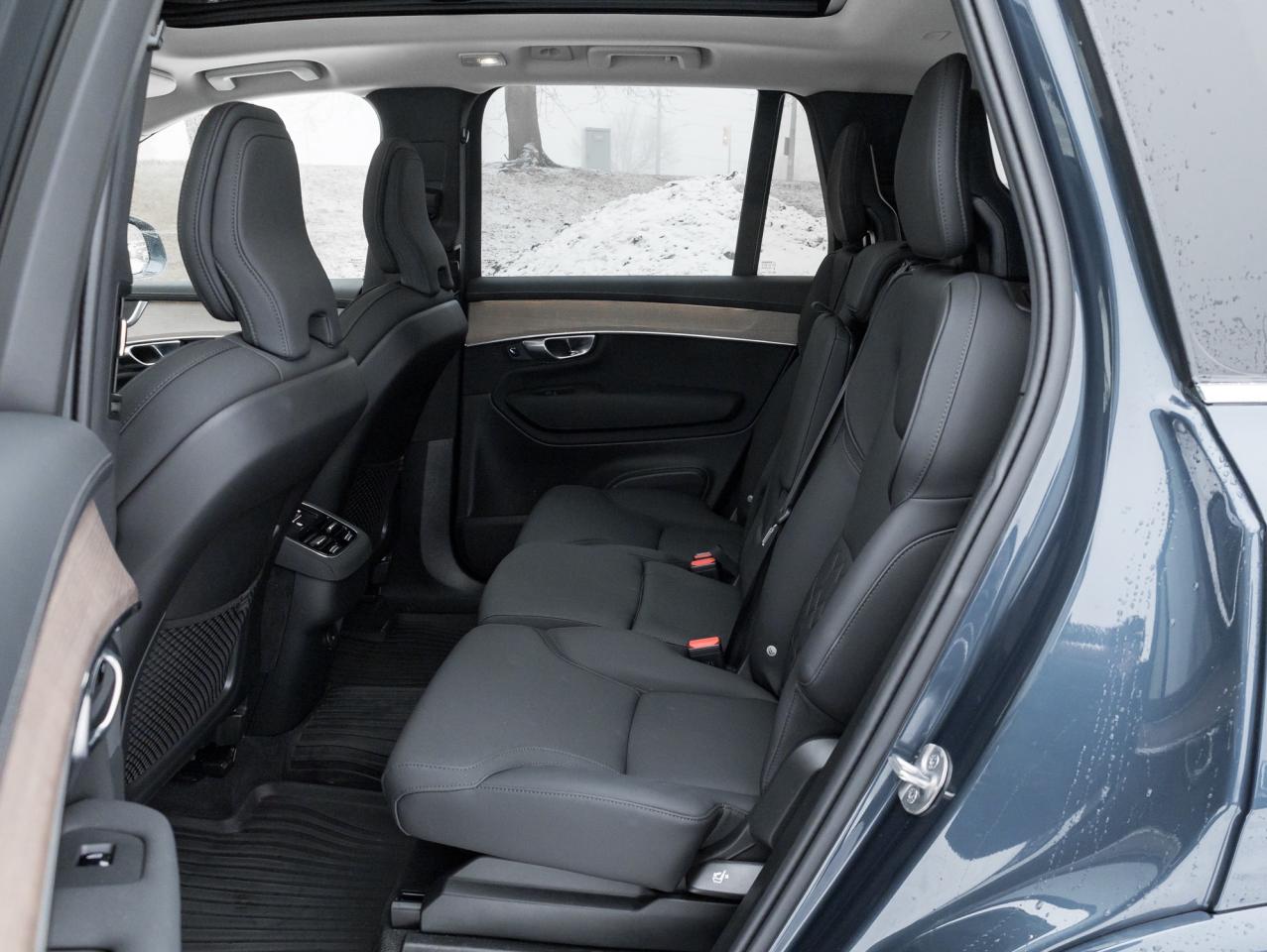 2025 Volvo XC90 2025.5 B6 AWD plus 7-Seater  CPO RATE fr 3.49%* Photo