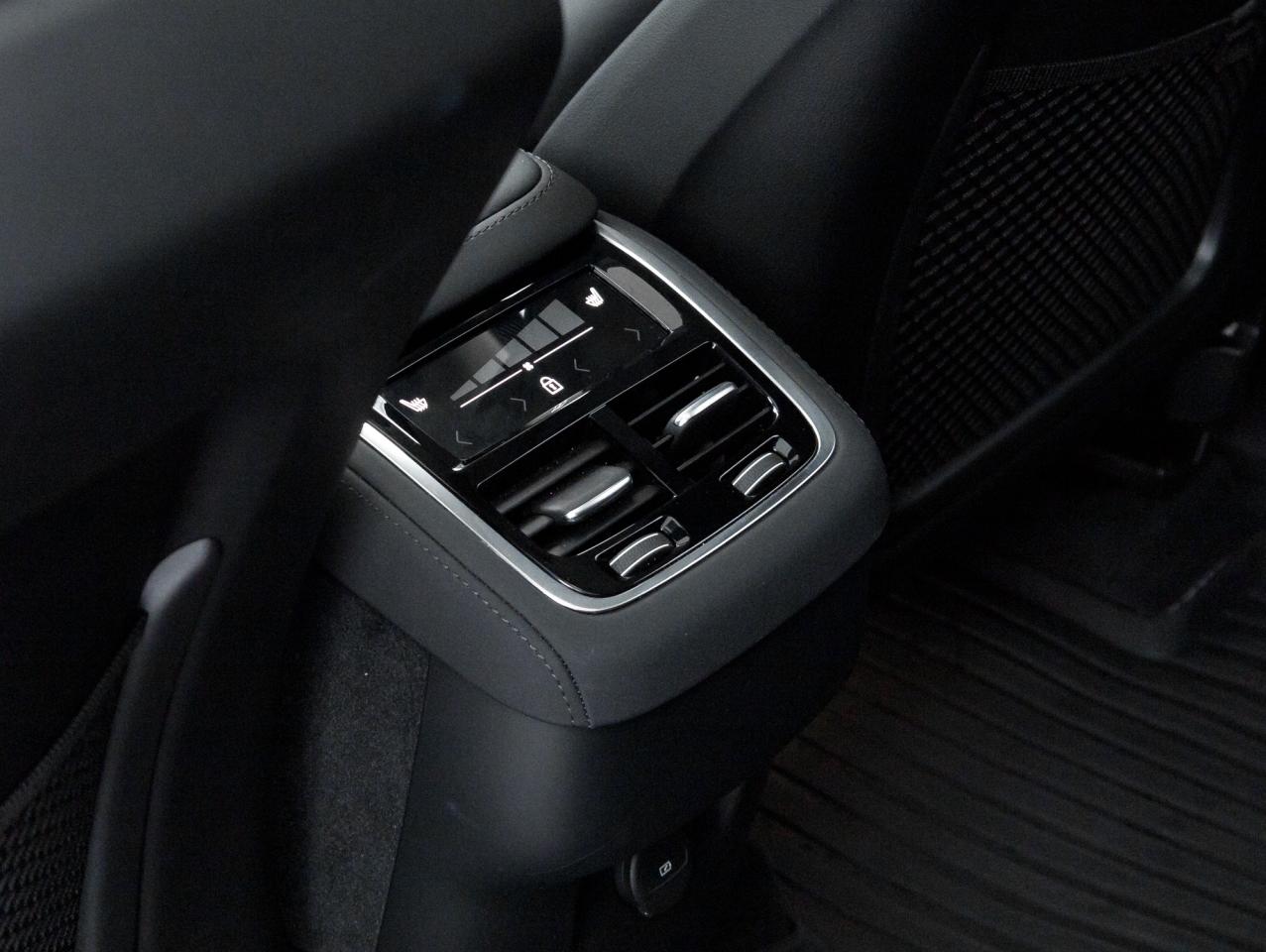 2025 Volvo XC90 2025.5 B6 AWD plus 7-Seater  CPO RATE fr 3.49%* Photo