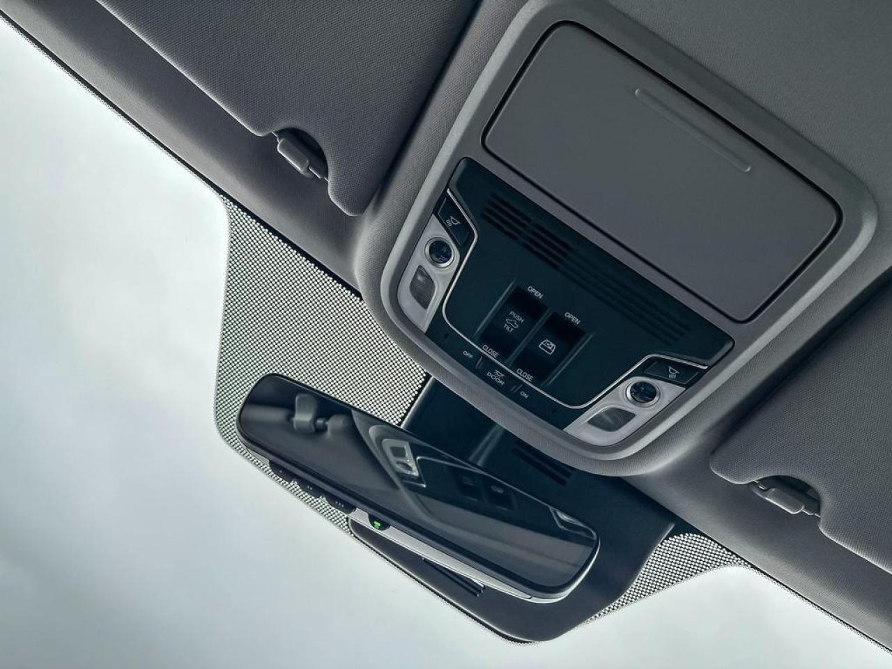 2023 Honda Ridgeline TOURING Photo