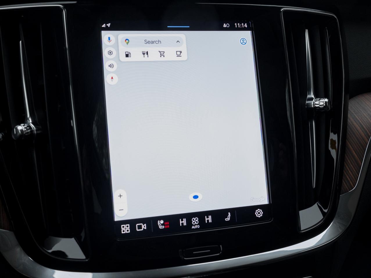 2025 Volvo V60 Cross Country B5 AWD Plus  19" ALLOY WHEELS  LOW KM  CPO Photo