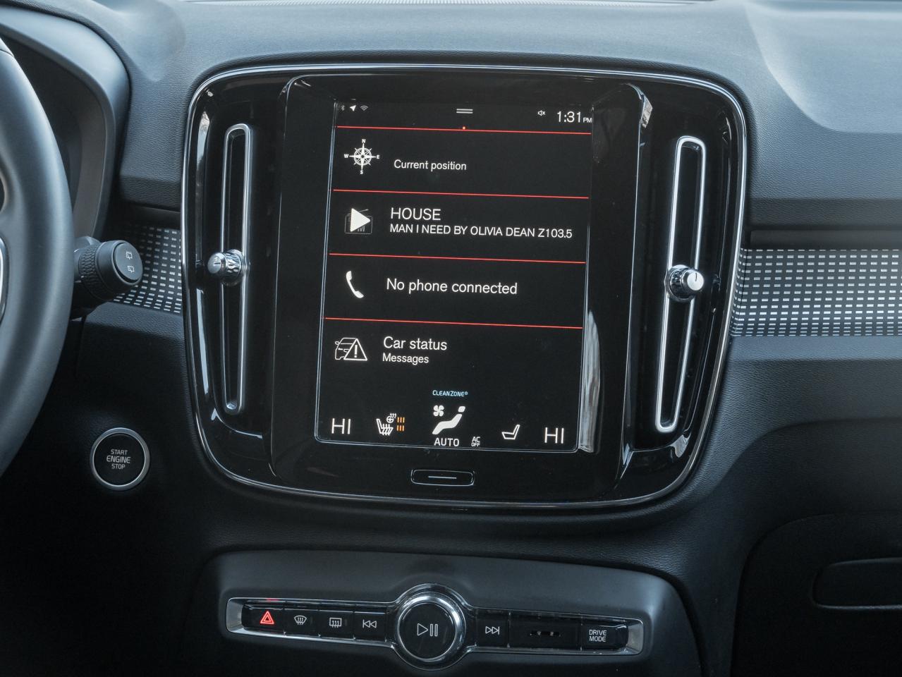 2022 Volvo XC40 T5 AWD R-Design  OFF LEASE  POLESTAR  20" ALLOY W Photo