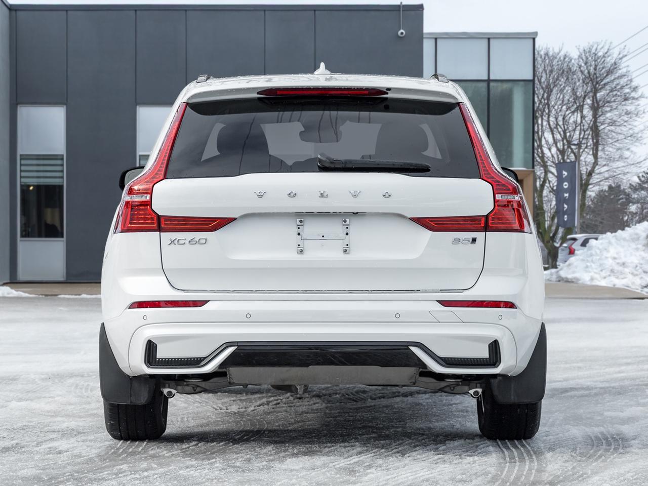 2025 Volvo XC60 B5 AWD Dark Theme  CPO RATE fr 3.49%* CLIMATE PACK Photo