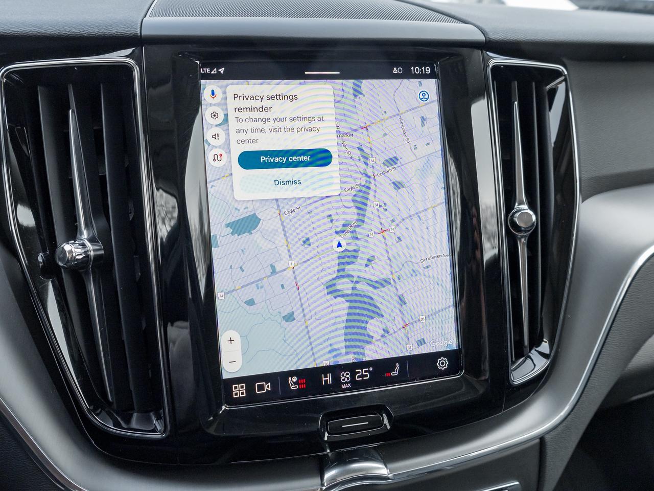 2025 Volvo XC60 B5 AWD Dark Theme  CPO RATE fr 3.49%* CLIMATE PACK Photo