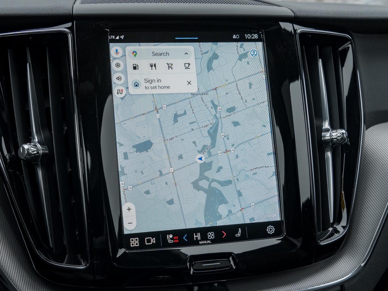 2022 Volvo XC60 B6 AWD R-Design  LOW KM  VOLVO CPO RATE fr 3.49%* Photo