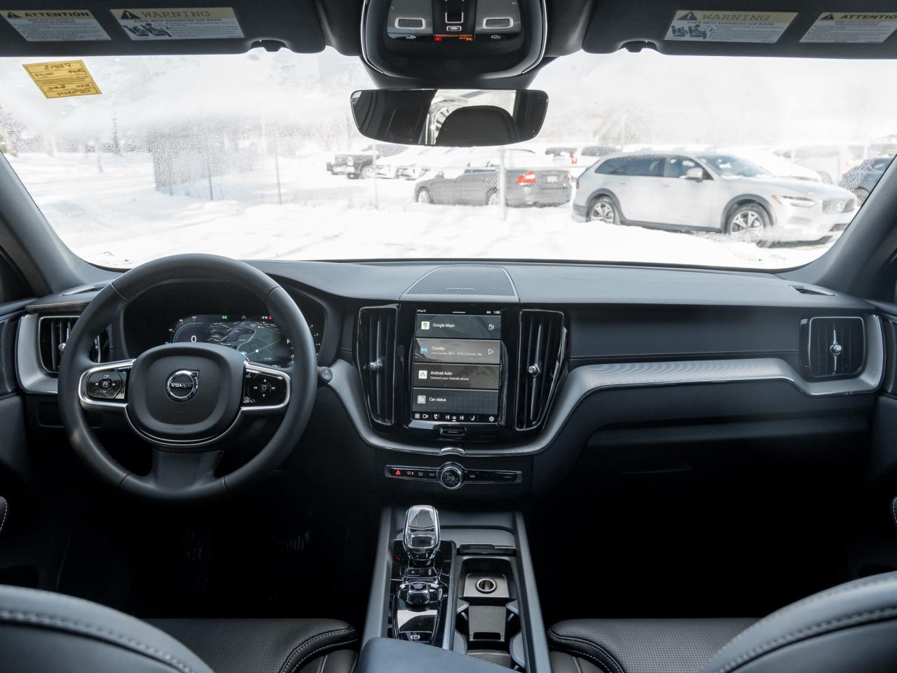 2024 Volvo XC60 B5 AWD Ultimate BLACK EDITION  MASSAGE SEATS  CPO Photo