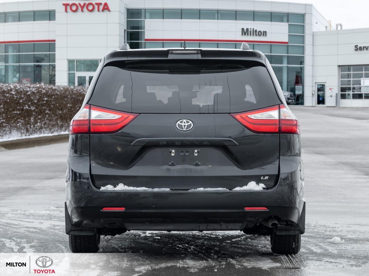 2018 Toyota Sienna HEATED SEATS POWER DRIVERS SEAT 8 PASSENGER BACKUP Photo