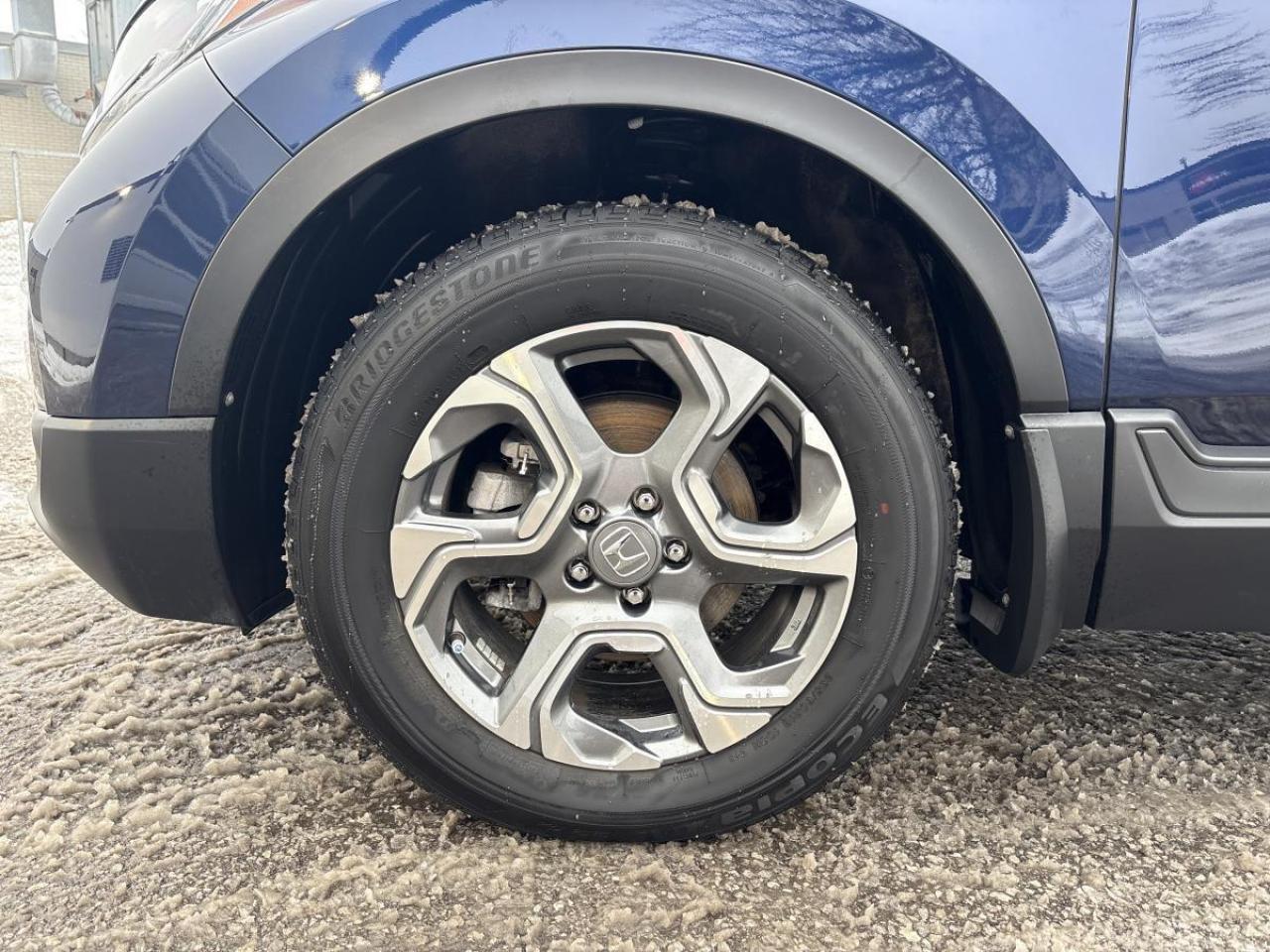 2019 Honda CR-V Ex-L AWD Leather Moonroof Bluetooth Photo