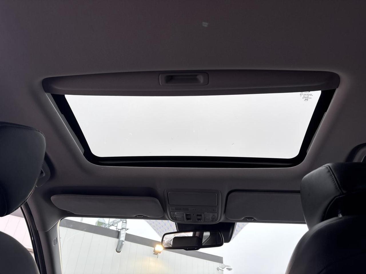 2019 Honda CR-V Ex-L AWD Leather Moonroof Bluetooth Photo