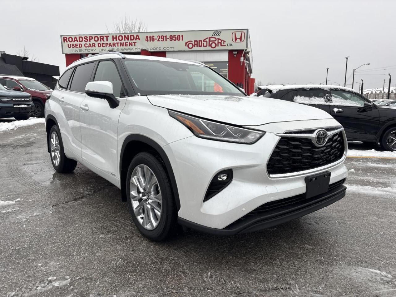 2026 Toyota Highlander Hybrid Limited Fully Loaded! Photo