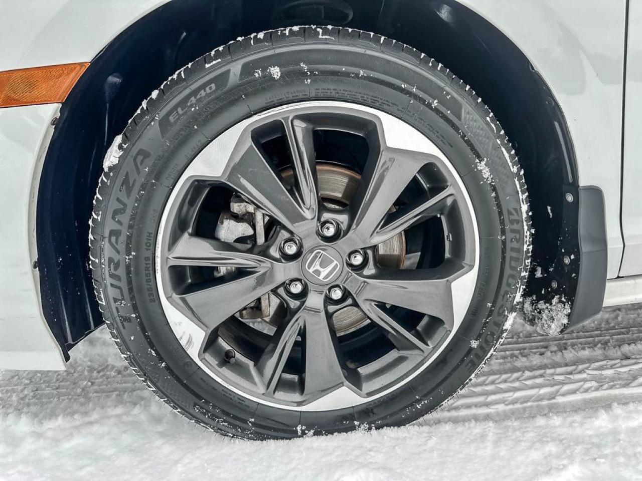 2024 Honda Odyssey Touring Photo