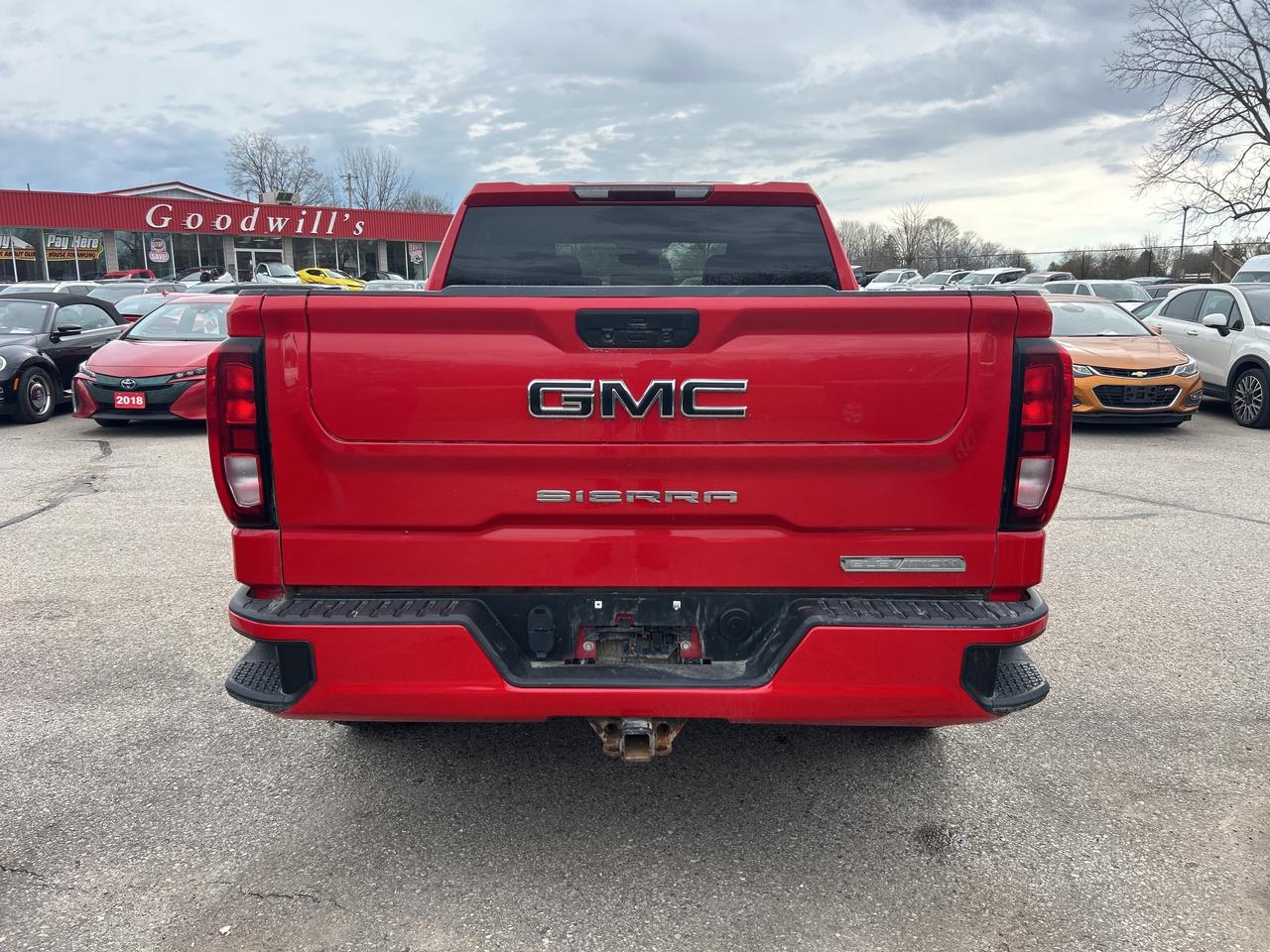 2021 GMC Sierra 1500 ELEVATION, 2.7L TURBO, 4X4, CLEAN CARFAX! Photo4
