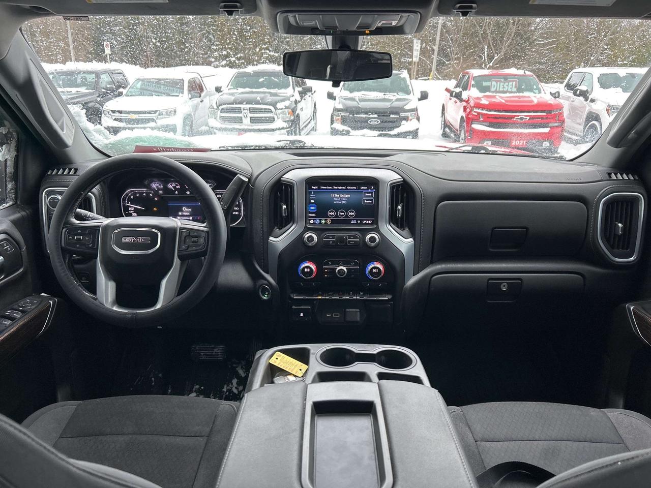 2021 GMC Sierra 1500 ELEVATION, 2.7L TURBO, 4X4, CLEAN CARFAX! Photo