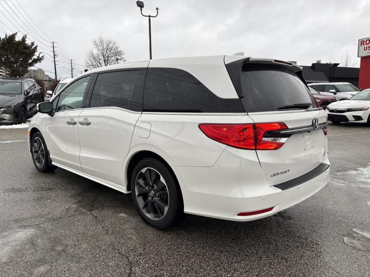 2024 Honda Odyssey Touring Honda Certified 7YR/160K Warranty Photo3