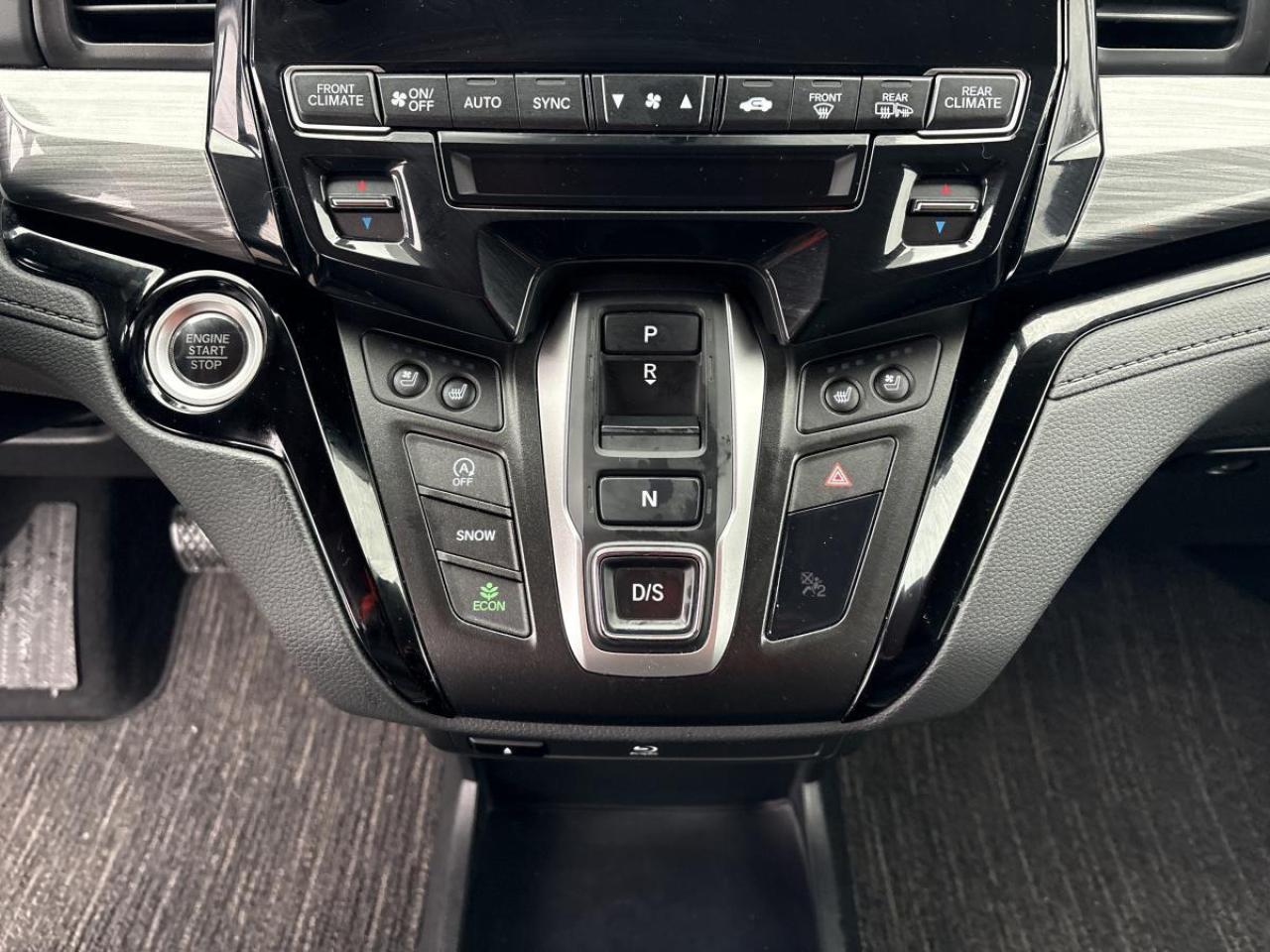 2024 Honda Odyssey Touring Honda Certified 7YR/160K Warranty Photo