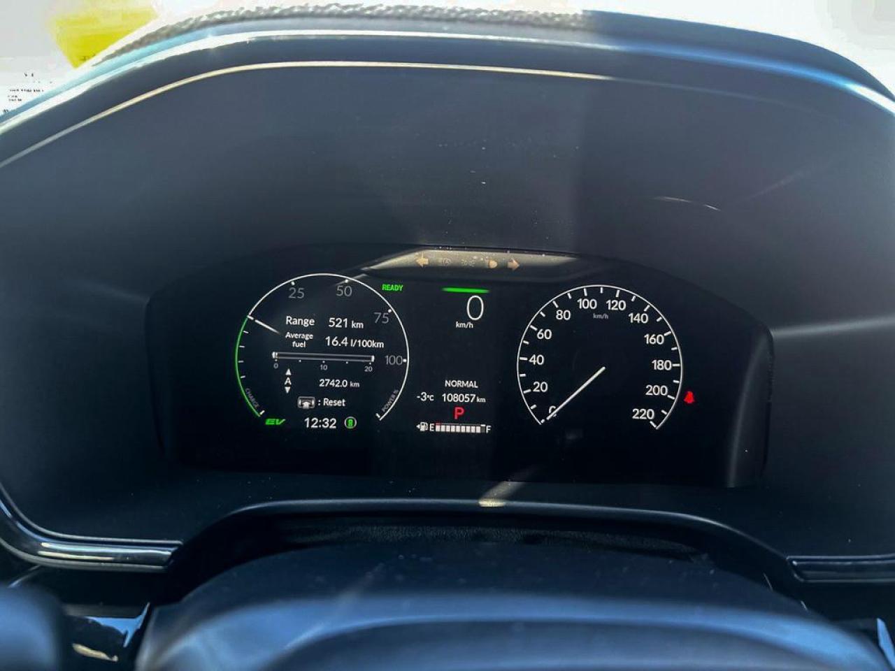 2023 Honda CR-V Hybrid Touring Photo