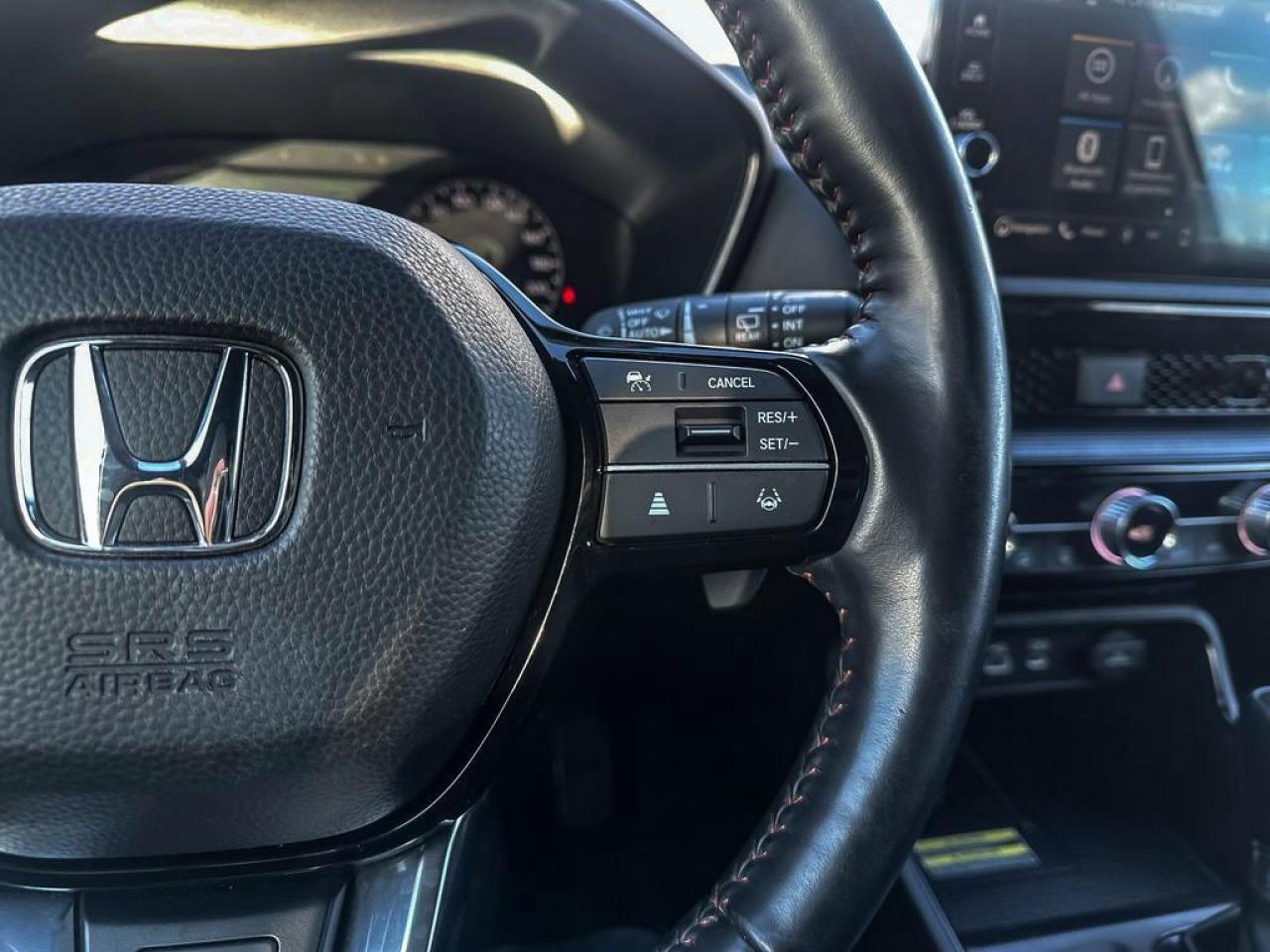 2023 Honda CR-V Hybrid Touring Photo