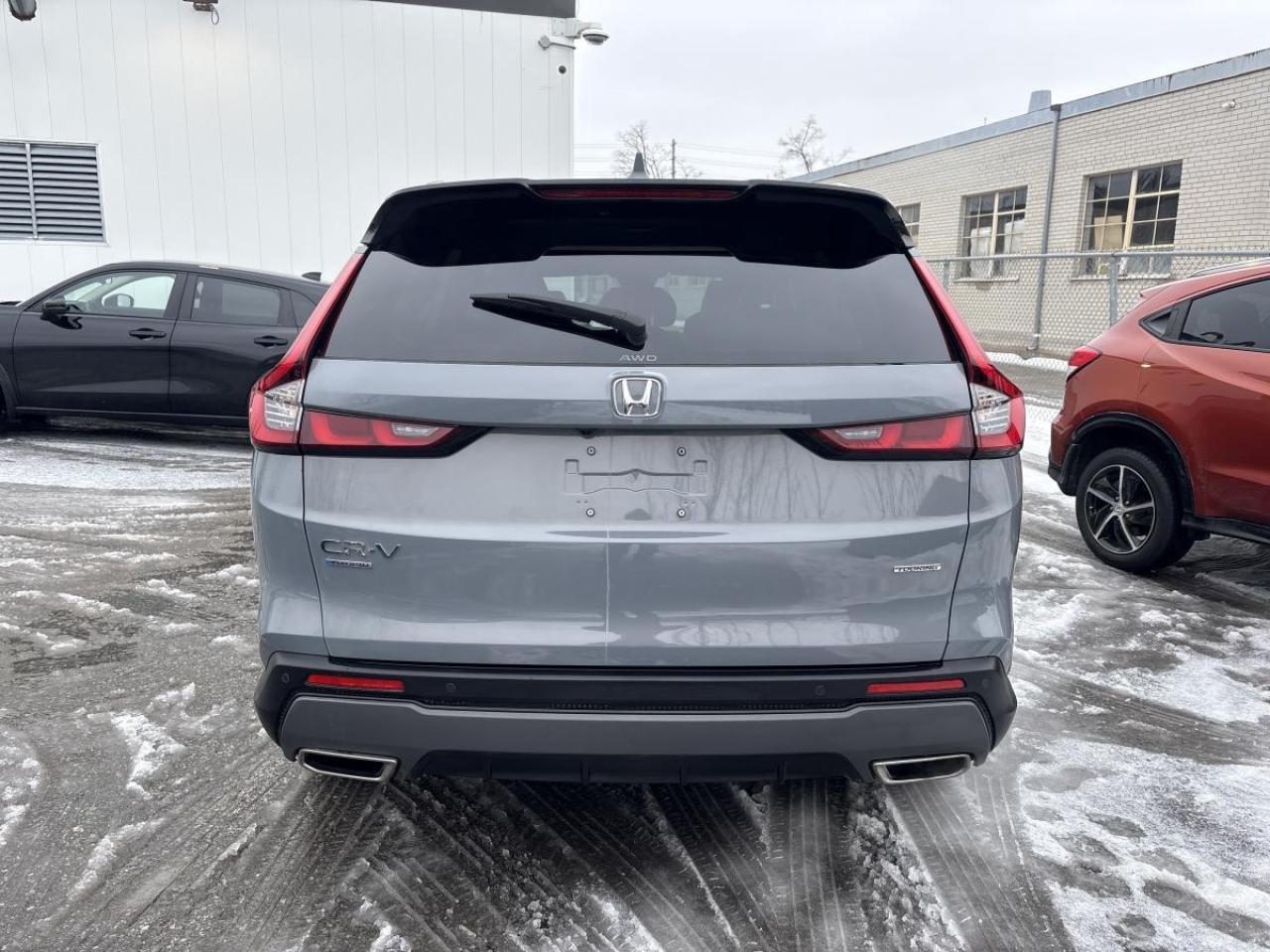 2025 Honda CR-V Hybrid Touring Photo