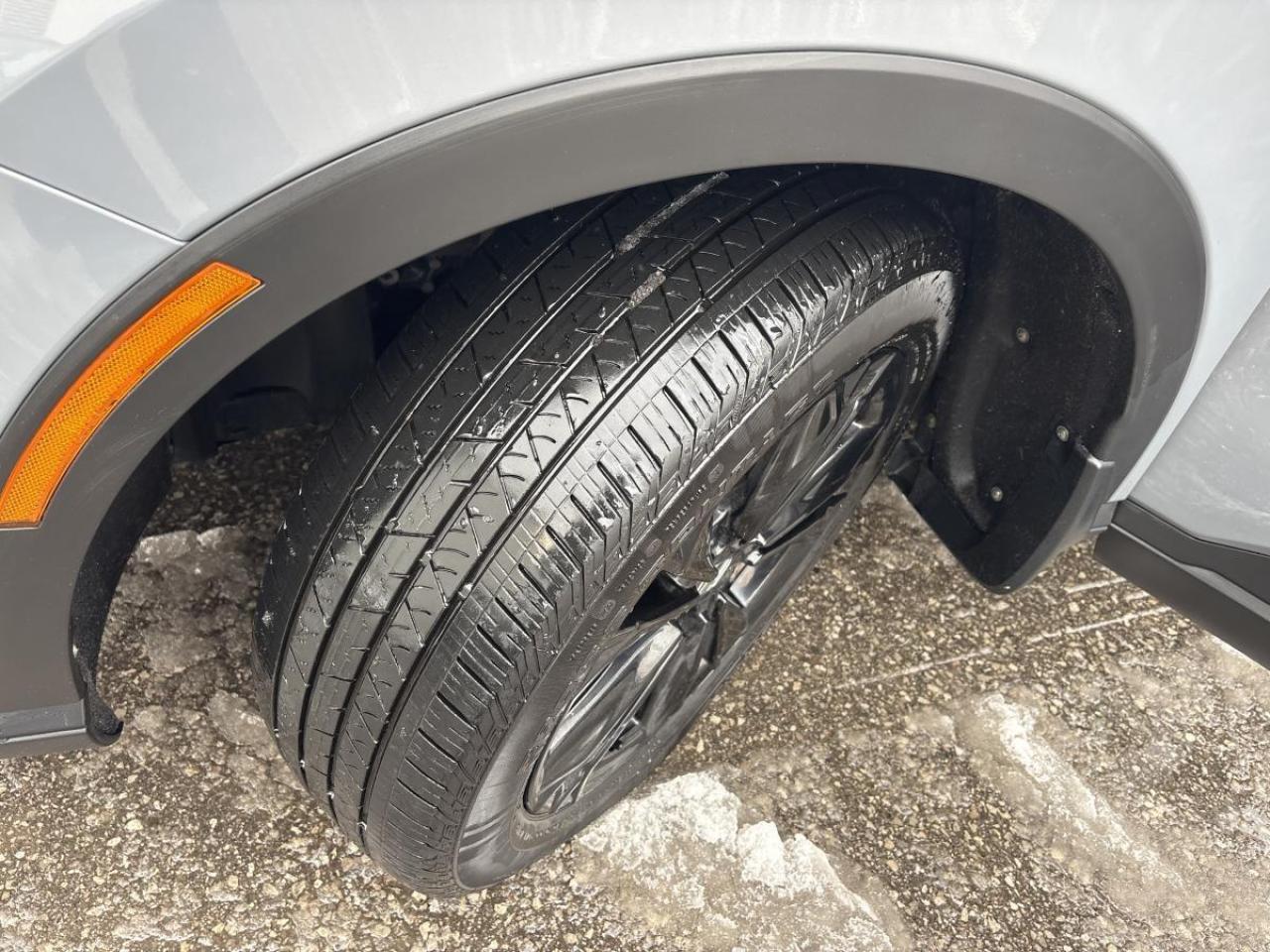 2025 Honda CR-V Hybrid Touring Photo