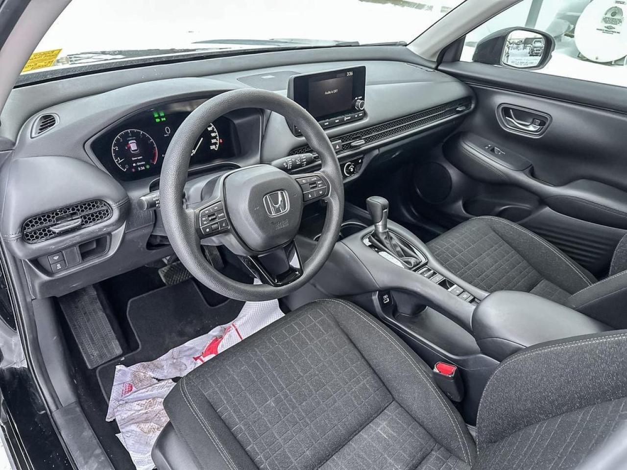 2023 Honda HR-V LX Photo