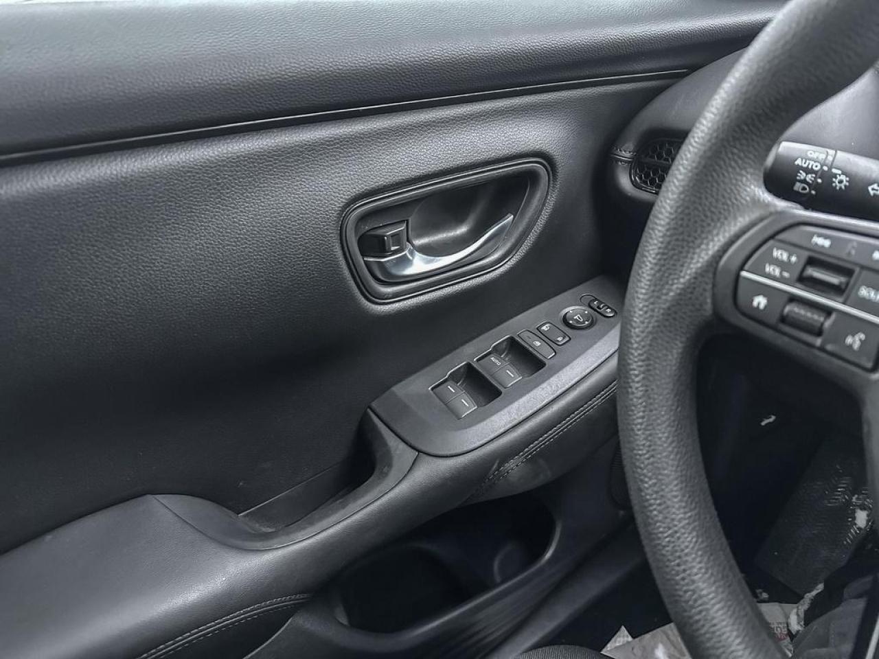 2023 Honda HR-V LX Photo