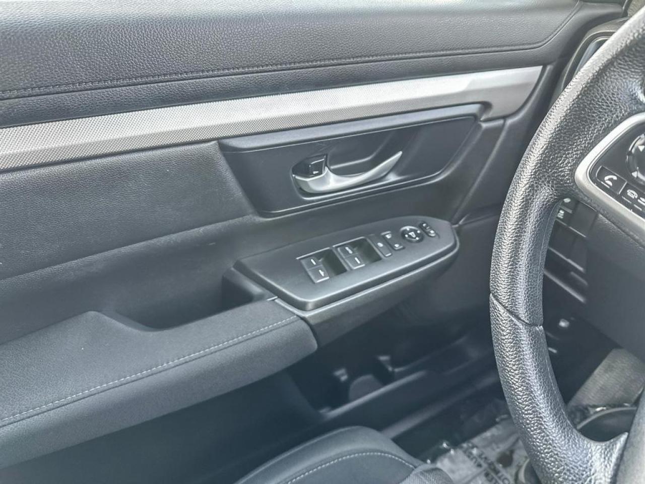 2022 Honda CR-V LX Photo