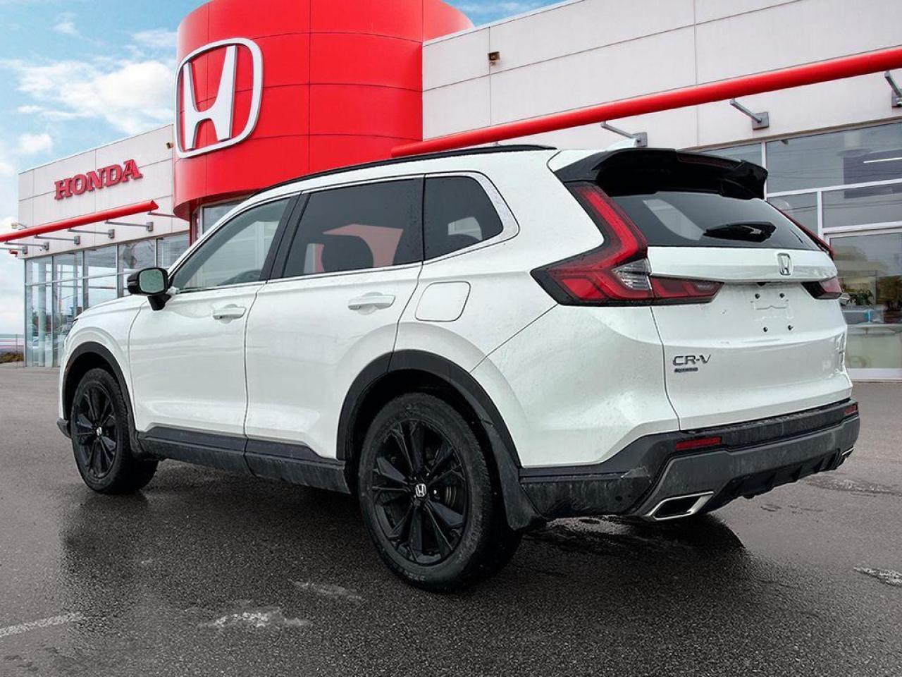 2025 Honda CR-V Hybrid Touring Photo3