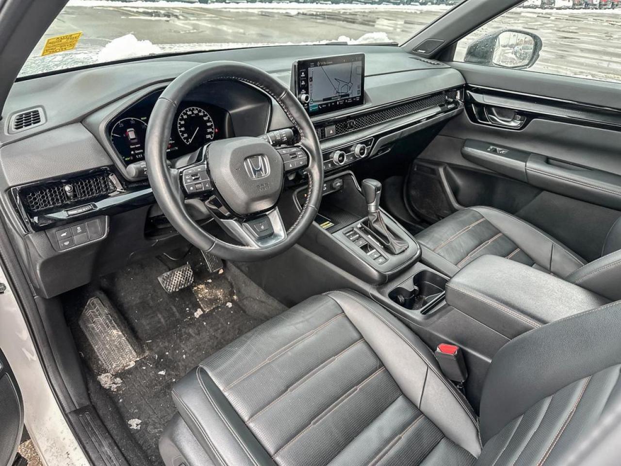 2025 Honda CR-V Hybrid Touring Photo