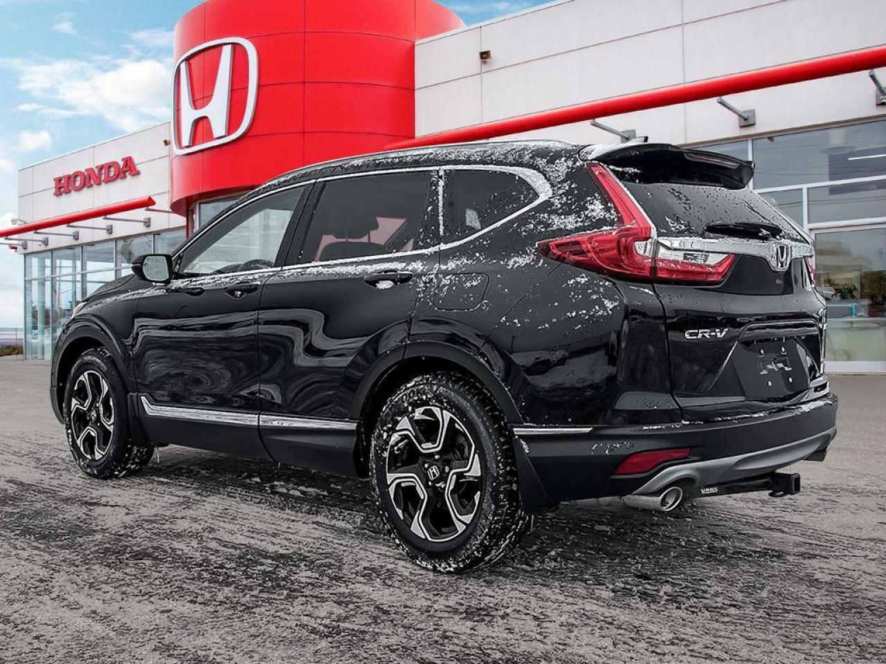2017 Honda CR-V Touring Photo