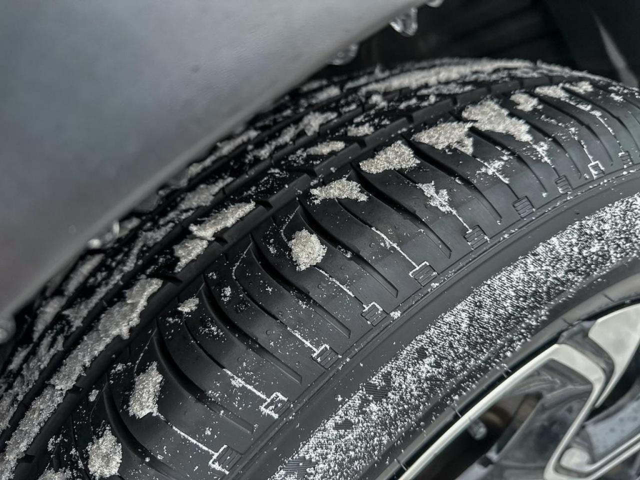 2017 Honda CR-V Touring Photo