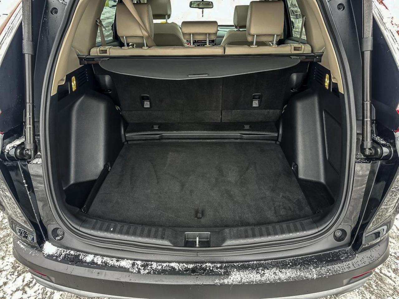 2017 Honda CR-V Touring Photo