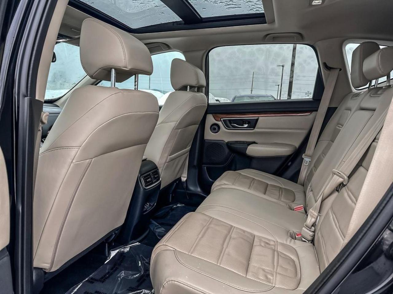 2017 Honda CR-V Touring Photo