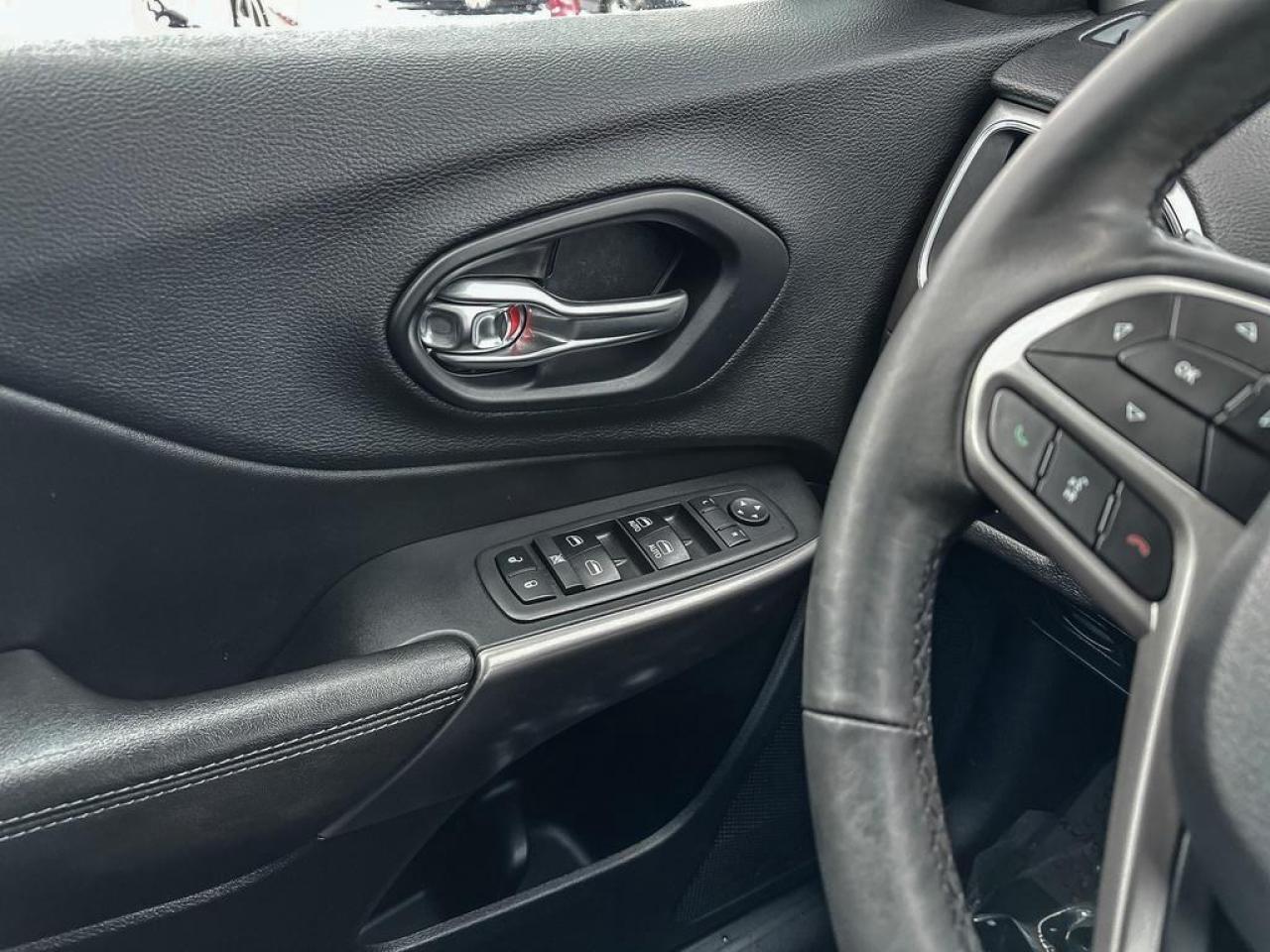 2019 Jeep Cherokee North Photo